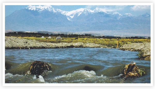 西部成品油管道工程